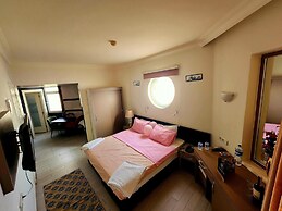 Cleopatra City Hotel