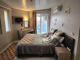 Cleopatra City Hotel