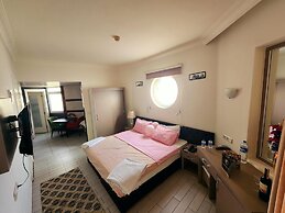 Cleopatra City Hotel