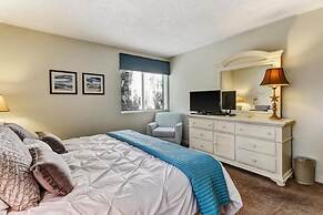 2072 Beachwood Villa