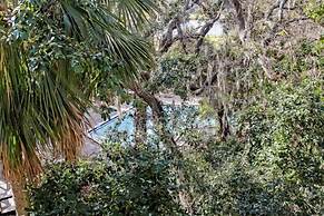 2072 Beachwood Villa