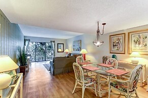 2072 Beachwood Villa