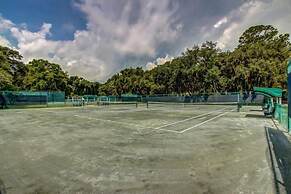 2354/56-courtside Villas