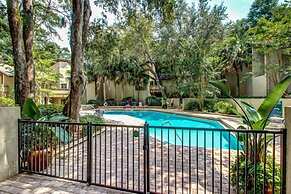 2354/56-courtside Villas