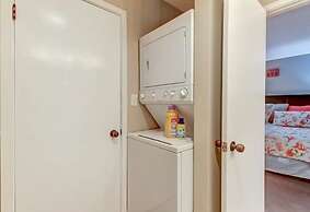 2354/56-courtside Villas