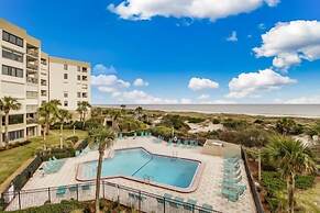 C114-amelia-surf-and-racquet