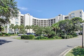 C114-amelia-surf-and-racquet