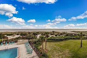 C114-amelia-surf-and-racquet