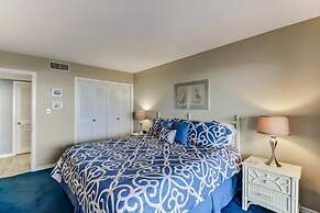 C114-amelia-surf-and-racquet