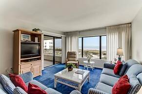 C114-amelia-surf-and-racquet