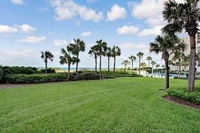 B117-amelia-surf-and-racquet