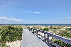 B117-amelia-surf-and-racquet