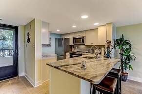 B117-amelia-surf-and-racquet