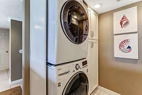 C123-amelia-surf-and-racquet - 1303311