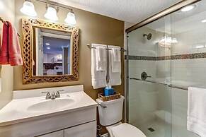 C123-amelia-surf-and-racquet - 1303311