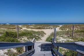 C123-amelia-surf-and-racquet - 1303311