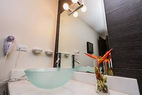 Simply Spectacular 5th Floor Ocean View