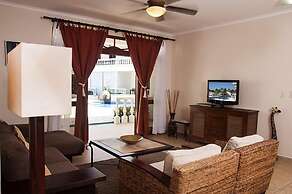 Large Ground Floor Condo Steps From the Pool