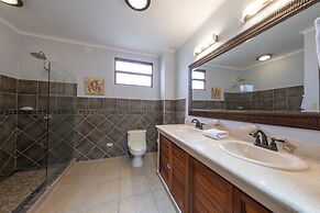 Large Ground Floor Condo Steps From the Pool