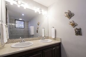 Newly Remodeled Ground Floor Sea Side Apartment