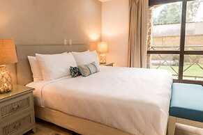 Newly Remodeled Ground Floor Sea Side Apartment