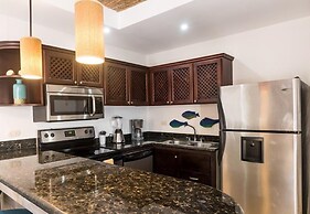 Newly Remodeled Ground Floor Sea Side Apartment