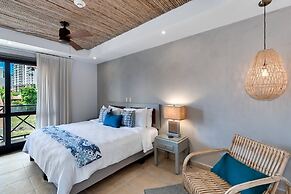 Amazing Seaside Penthouse With Rooftop Terrace