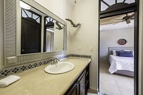 Captivating 3br/2.5ba Unit is Just Perfect