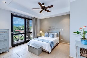 Incredible Beach Views in Fantastic Condo Complex