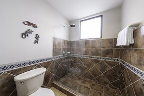 5th Flr Ocean View Penthouse With 2 Level Balcony