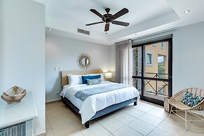 Perfect Oceanfront Retreat for Your Family