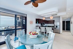 Perfect Oceanfront Retreat for Your Family