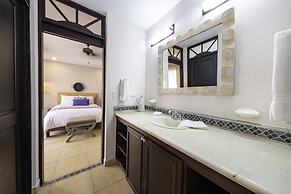 Perfect Oceanfront Retreat for Your Family