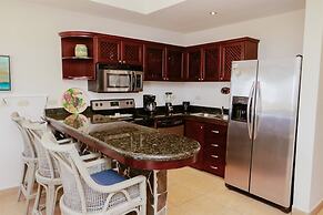 BE 1A Absolute 2BR Oceanfront Luxury Condo