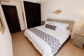 BE 1A Absolute 2BR Oceanfront Luxury Condo