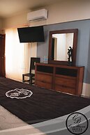 Hotel Casa Blanca & Suites