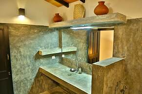 Blue Parrot Beach Villa