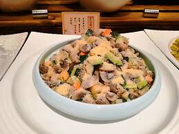 Amitabha Hotel Pushang Branch