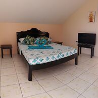 Hotel Sisters Inn  Moalboal