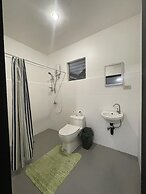 Hotel Sisters Inn  Moalboal