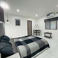 Hotel Sisters Inn  Moalboal