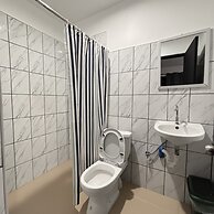 Hotel Sisters Inn  Moalboal