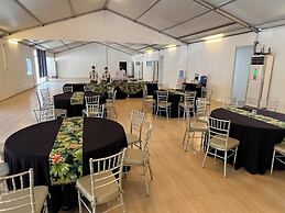 Samba Bluewater Resort