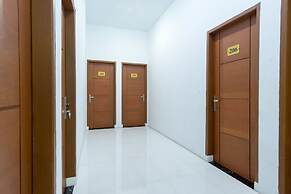 Super OYO 839 Royal Guest House