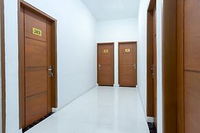 Super OYO 839 Royal Guest House