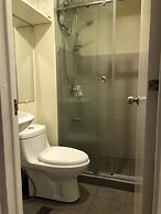 I.T PARK CEBU TWIN BED DELUXE FREE FAST WIFI & POOL