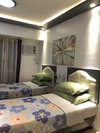 I.T PARK CEBU TWIN BED DELUXE FREE FAST WIFI & POOL