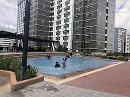 I.T PARK CEBU TWIN BED DELUXE FREE FAST WIFI & POOL