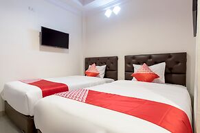 Super OYO 621 Vania Residence