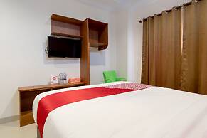 Super OYO 621 Vania Residence